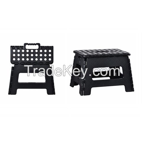 2016 hot sale armless black plastic chair camping chair folding stool