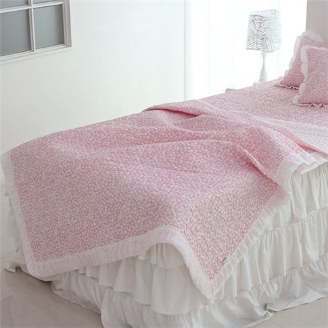 Slim summer quilt frilly flower bedding - pink