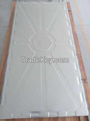 Flat plate solar collector