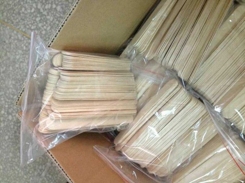 China factory birch tongue depressors with international food certifications