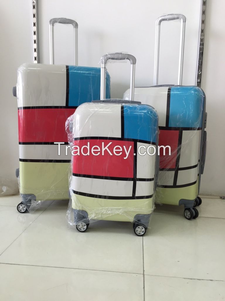 LUGGAGE BAGS