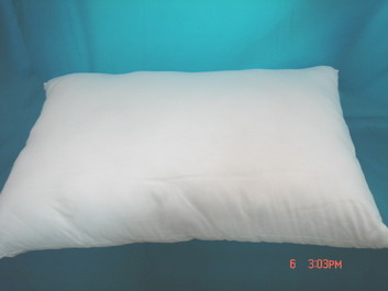 polyester pillow