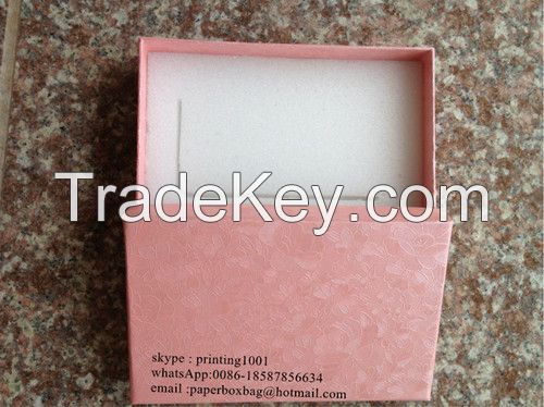 Custom made white kraft New design paper gift box with good service