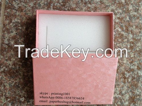 Custom Made White Kraft New Design Paper Gift Box With Good Service