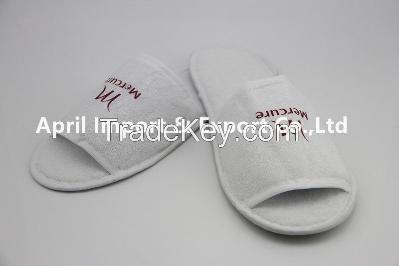 High quality customized hotel slippers in open toe style