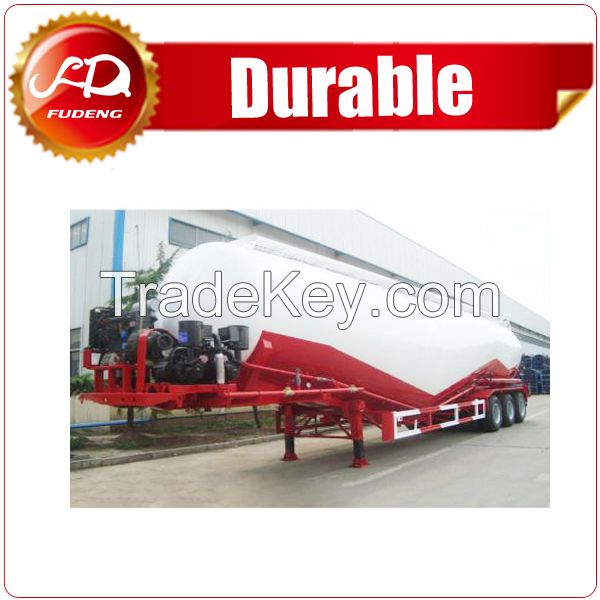 Dry powder material transport bulk powder tanker