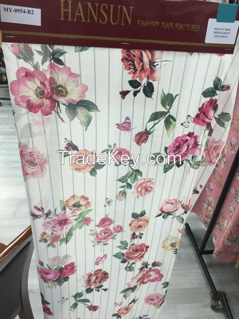 100% Silk Crepe De Chine Woven Beautiful Digital Printing Fabric