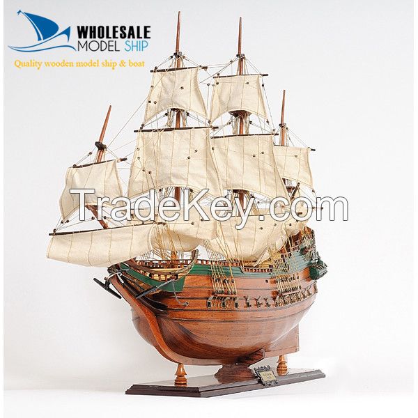 BATAVIA MODEL BOAT