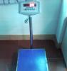 Electronic weighing scale