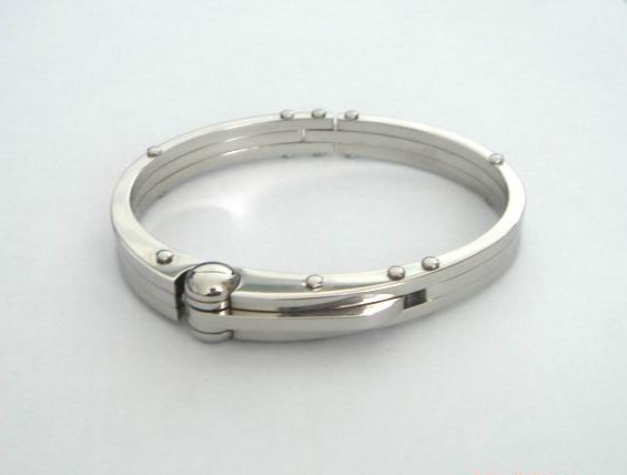 Stainless steel bracelet