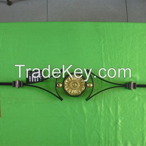 Wrought iron accessories (flower shape)