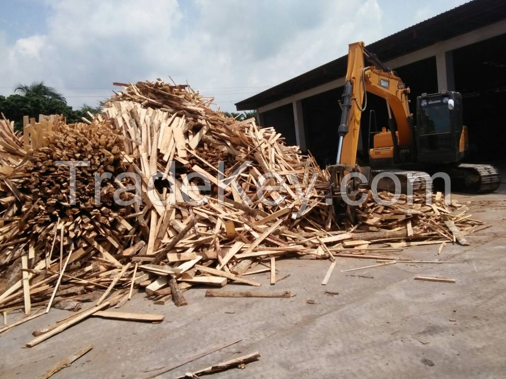 Rubber  wood  chips