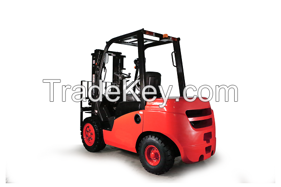 REDDOT 2.5ton diesel forklift truck with Chinese & Japanese engine