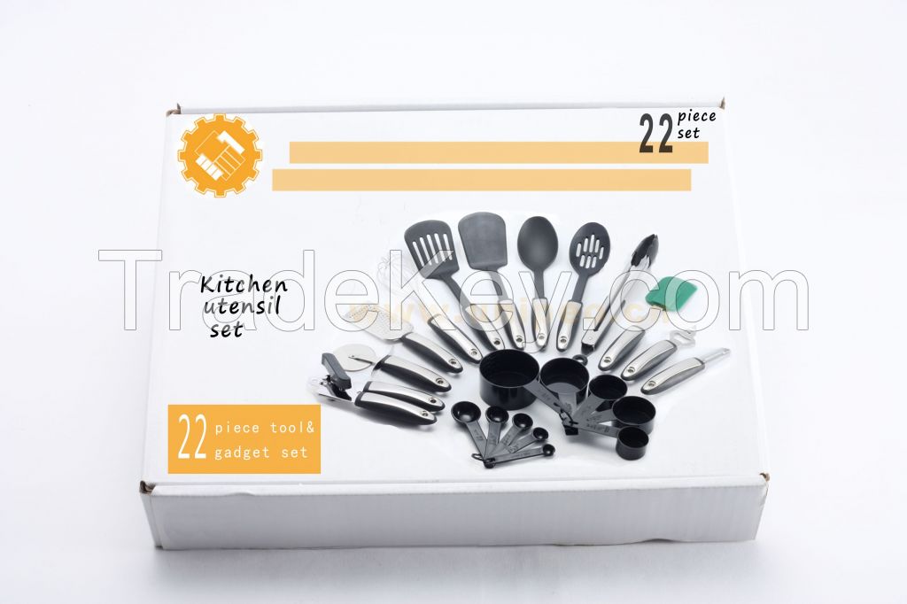 22 Piece kitchen utensil gadget tool set