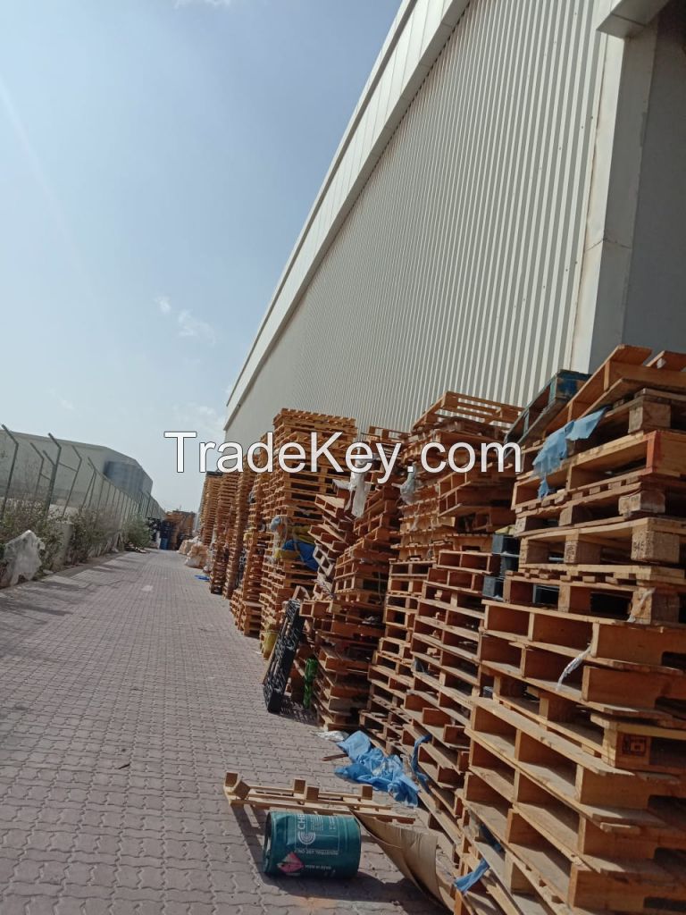 standard wooden pallet-0554646125