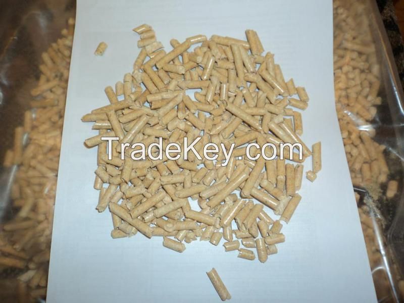 100% PINE WOOD PELLETS