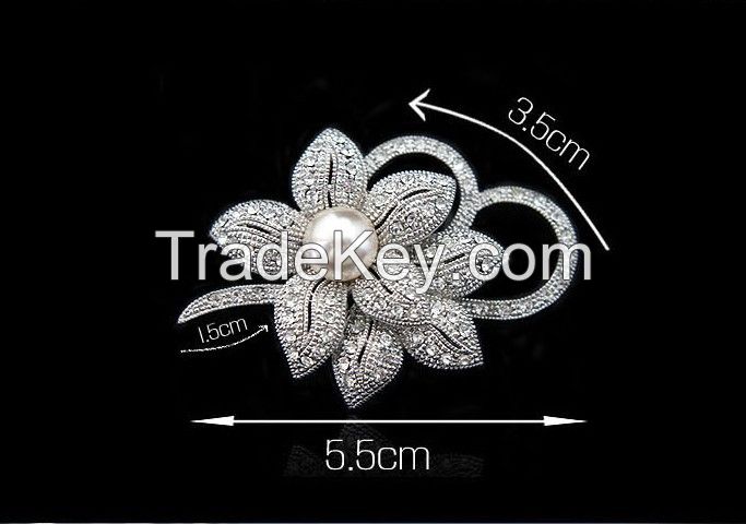 2016 New Rhinestones Mosaic Natural Pearl Alloy Material Flowers Shape