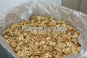 Walnut kernels