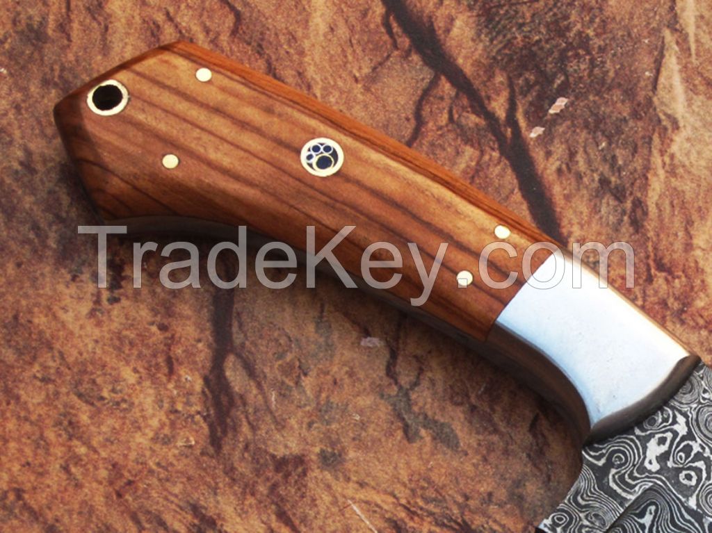 Custome made damascus steel skiner knife with leather sheath by R.T. Industry