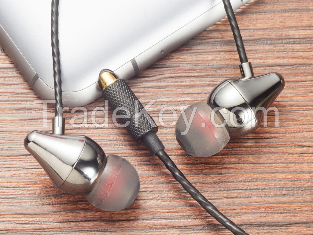 Multiple Color Copper Earphone Cheap Headset For MP3 MP4 Player Ear Pieces