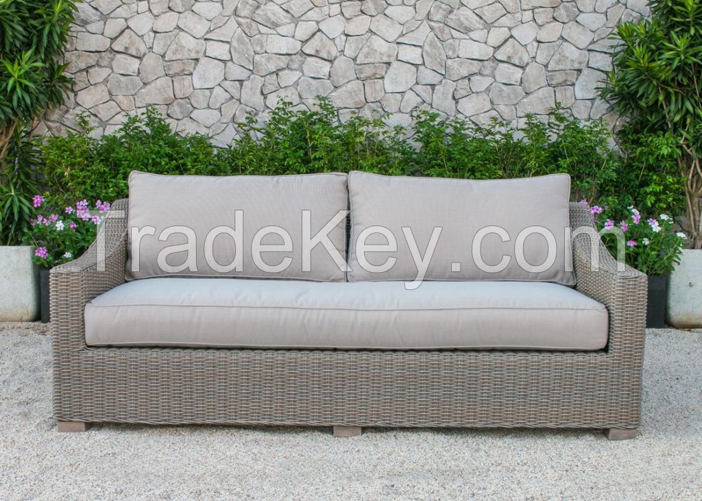 Plastic best sale wicker couch