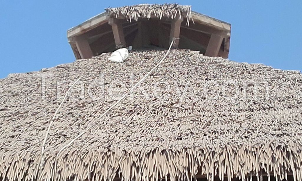 New artificial thatch roof tile