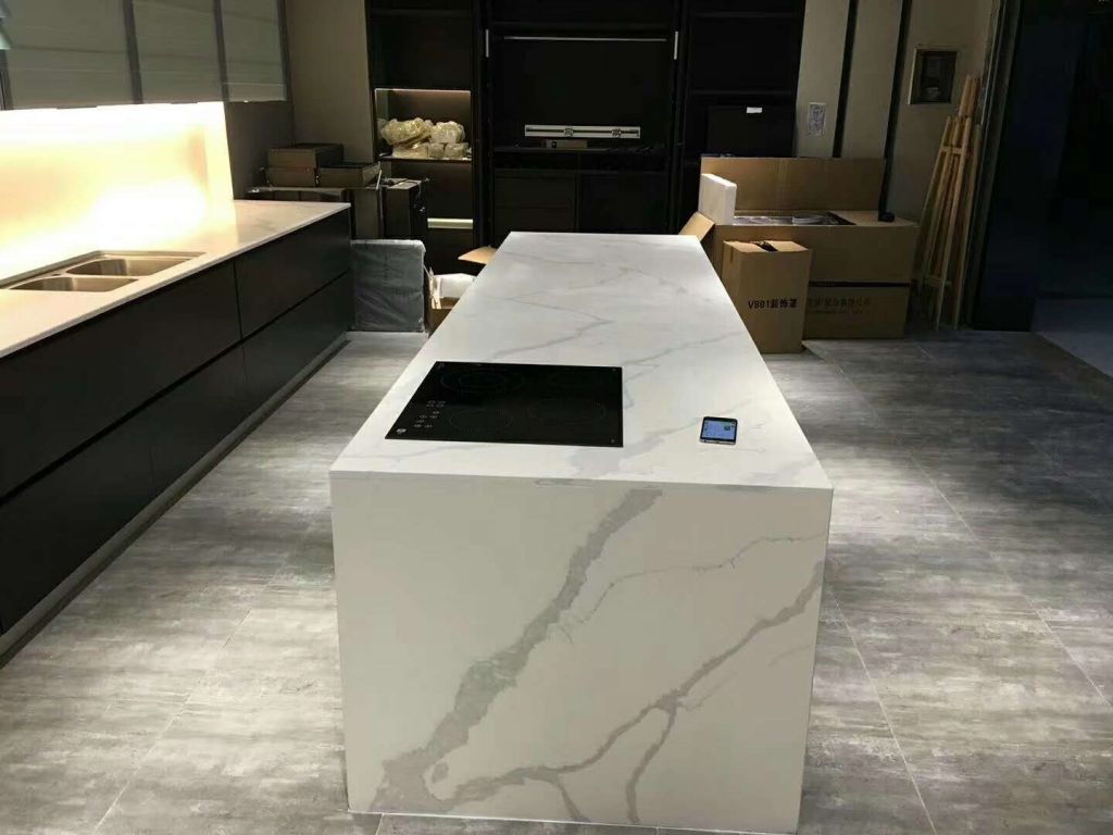 New Calacatta Artificial Quartz Stone Quartz Slab Countertop Cabinets Top Artificial Stone