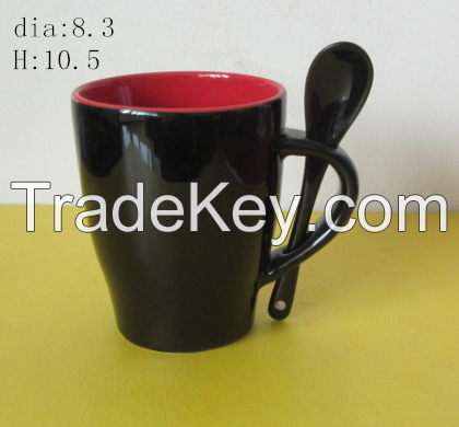 ceramic belly mug with spoon