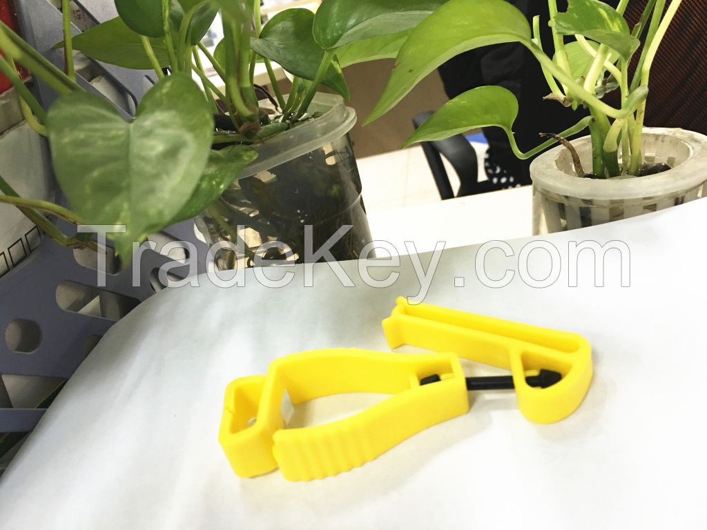 High quality plastic glove clip glove holder glove guard different colors and models are available