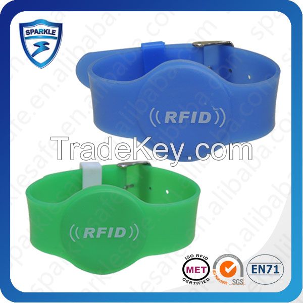 Disposable silicone RFID wristband
