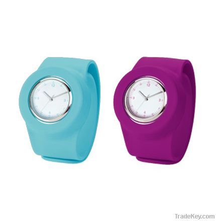 Charming Silicone Slap Watch with 100% Guarantee