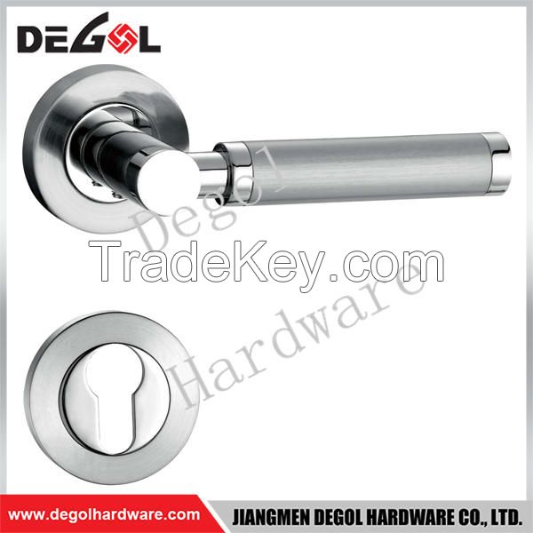 Beautiful solid lever zamak door handle for house guard