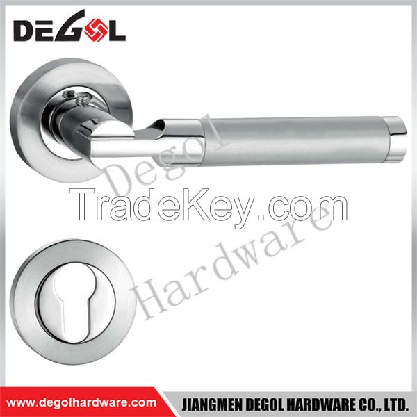 Beautiful solid lever zamak door handle for house guard