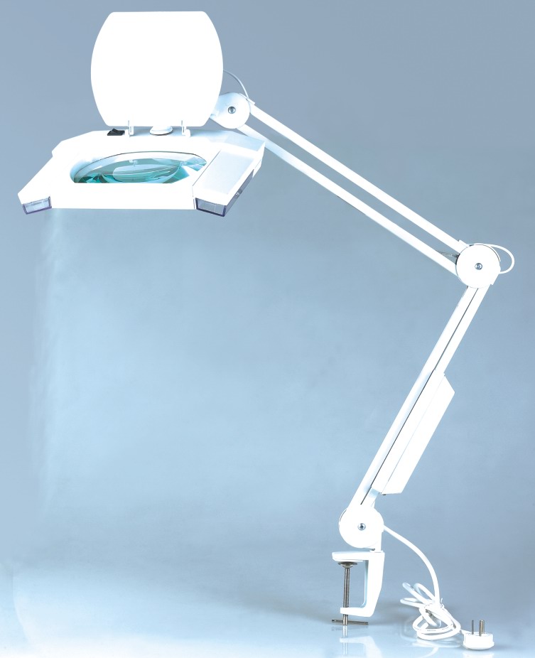 Magnifying Lamp