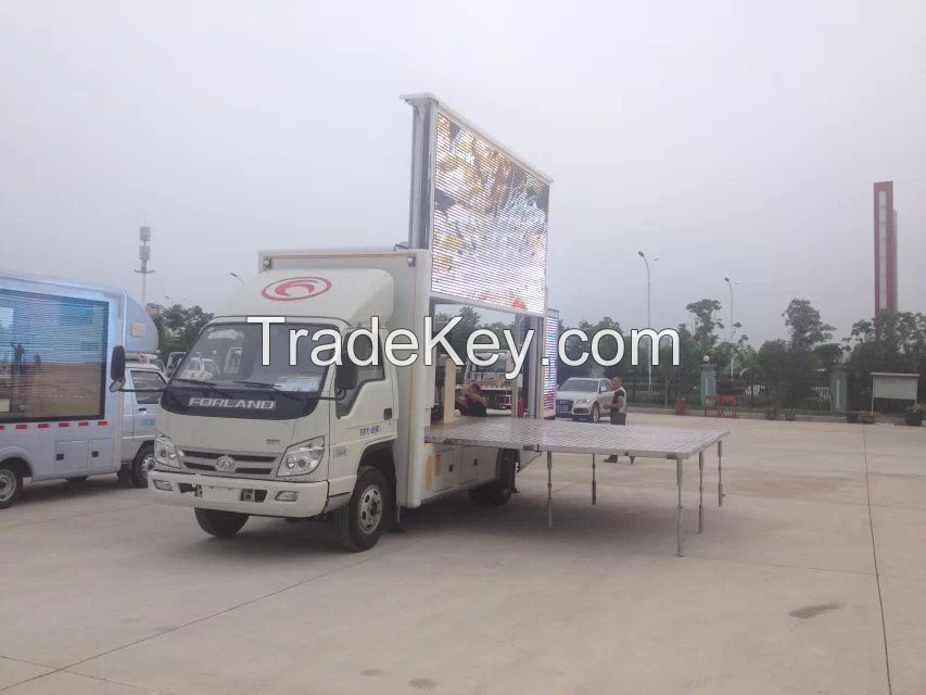 FOTON 4x2 4x4 Right Hand Drive Mobile Outdoor Waterproof LED Advertising Truck Manufacturer 