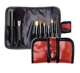 cosmetic brush set of 7pcs in a pouch