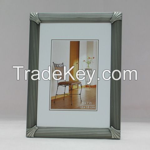 Gold metal picture frames (special size acceptable) Item No.:513