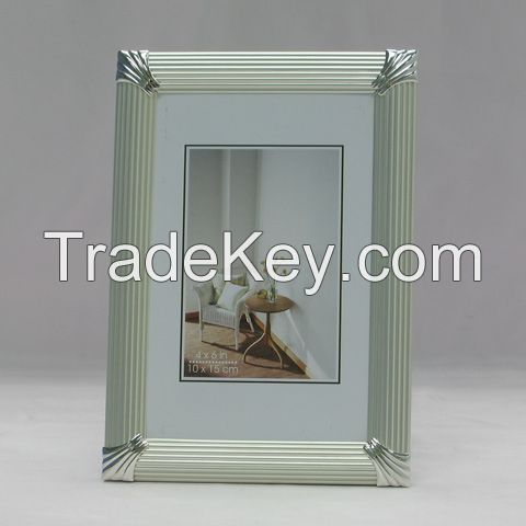 Gold metal picture frames (special size acceptable) Item No.:513