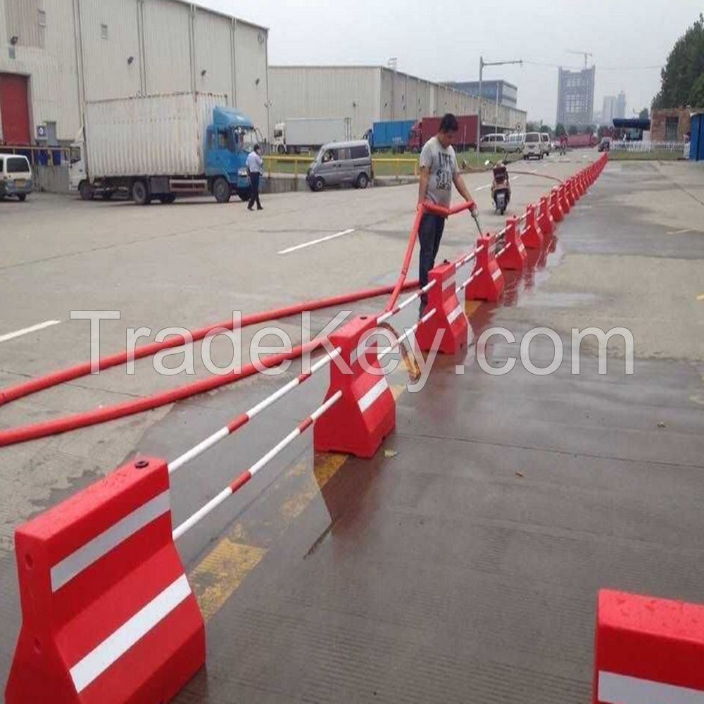 Plastic protection roadway barriers / safety rolling barrier / PE Traffic Facility / Rotomolding