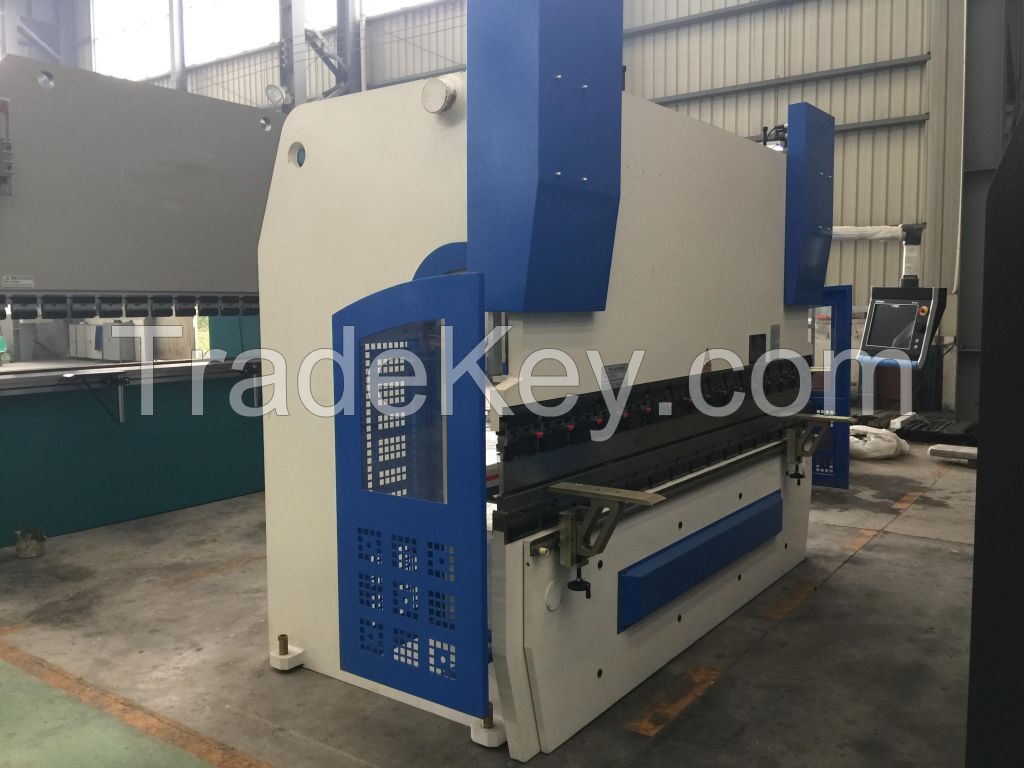 NC Controller with Hydraulic Bending Machine / Press Brake