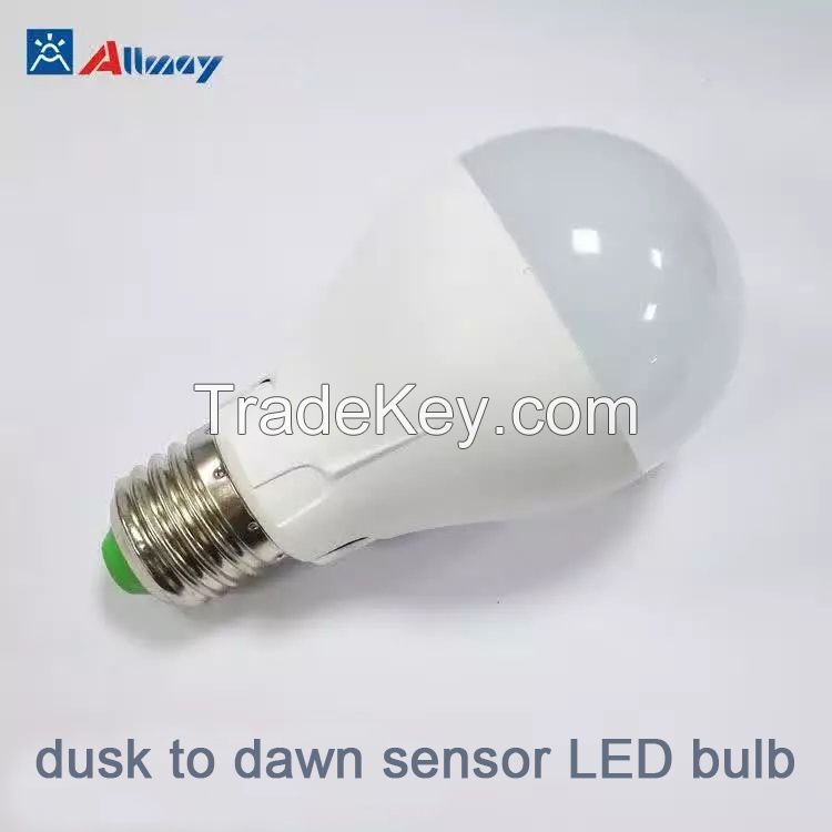 High lumen e27 motion sensor led bulb with CE ROHS Smart Day Night Light Bulb