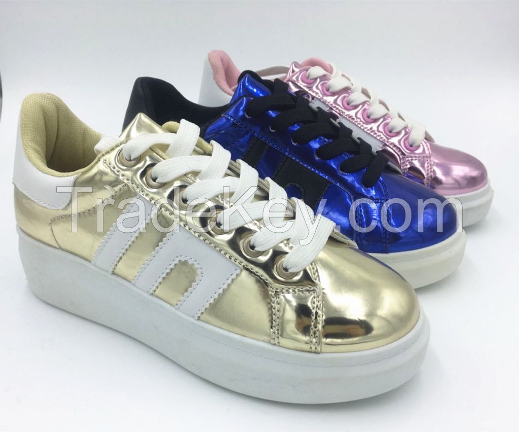 Bright PU Fashion Casual Women Sports Shoes (ET-XK160226W)