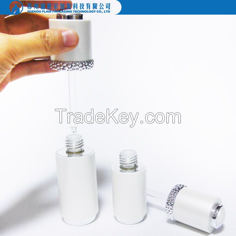 Plastic cosmetic bottle with dropper