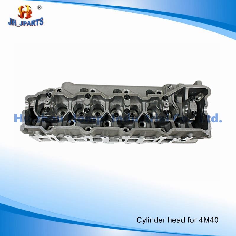 Auto Parts Cylinder Head for Mitsubishi 4m40 Me202621 908515 4m40t/4m41/4m42