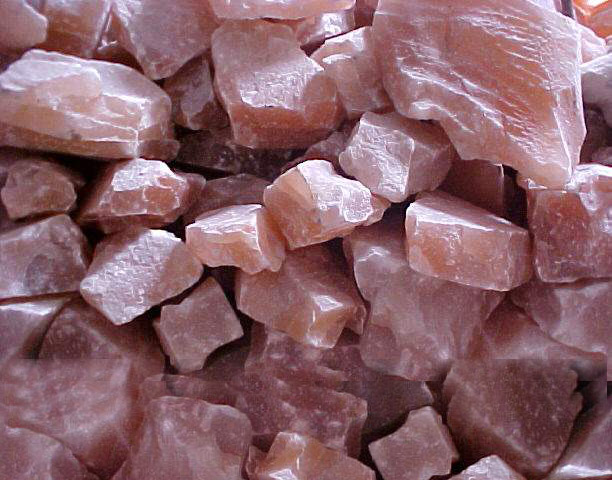 ROCK SALT LUMPS PINK