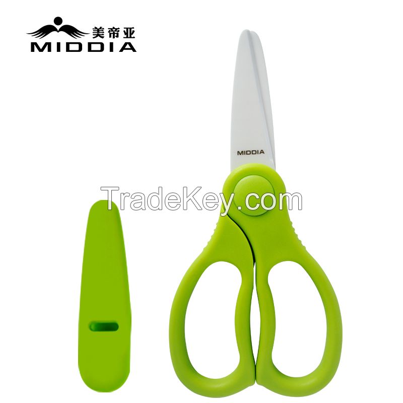 BPA- Free 2.5&quot; ceramic scissor with sheath for baby's food