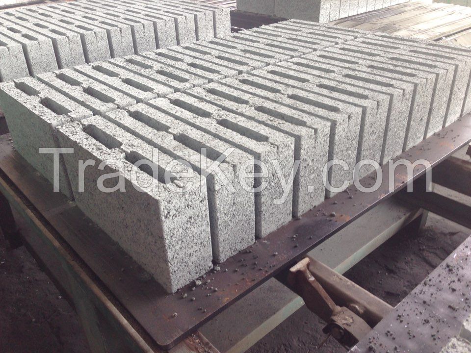 Steel pallets for concrete block plant/ HOSKEN STEEL
