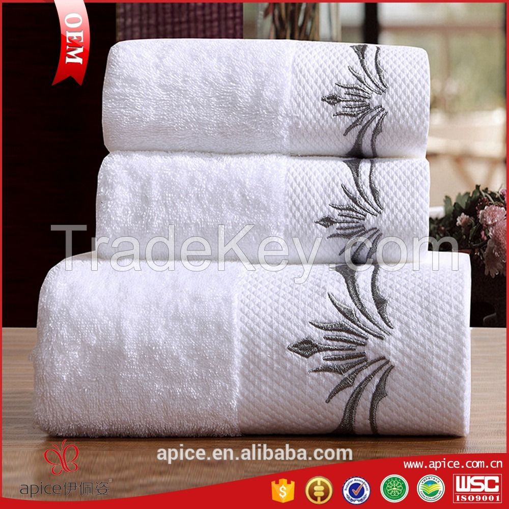 China supplier wholesale embroidered luxury 5 star hotel white bath towel sets 100% cotton