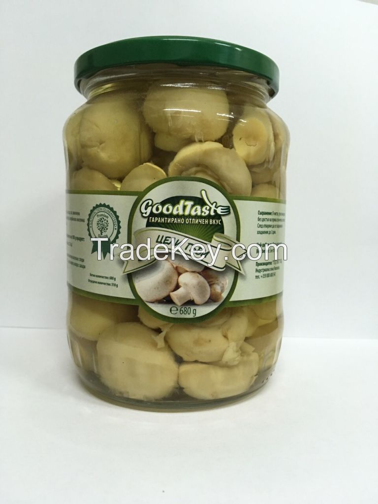 Canned Mushrooms , sliced and whole , different package