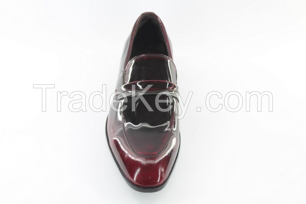 Office shoes model D180